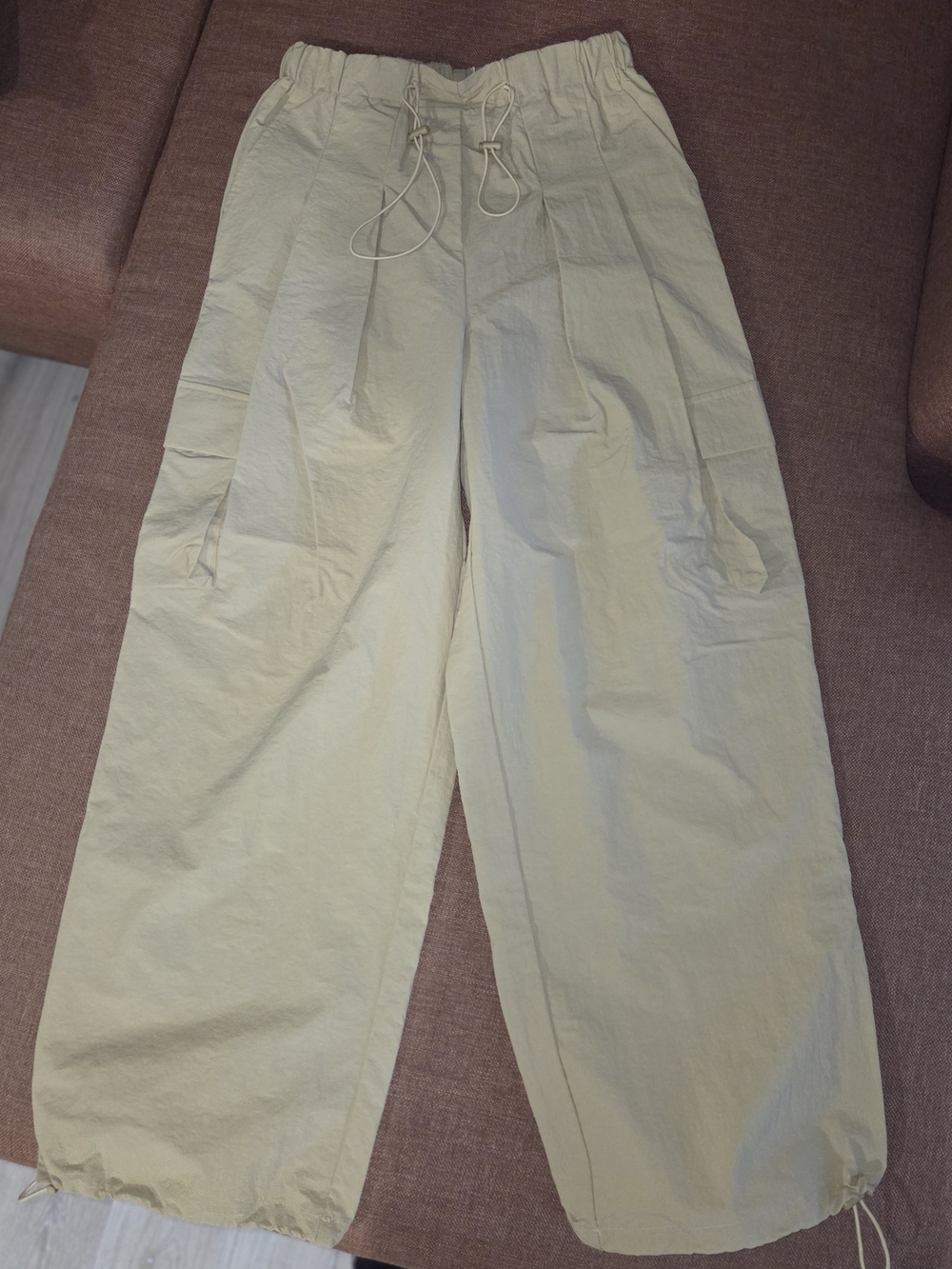 NWT Aaron & Amber Hip Hop Skater Cargo Hiking Tan Beige Pants Crop Sz S